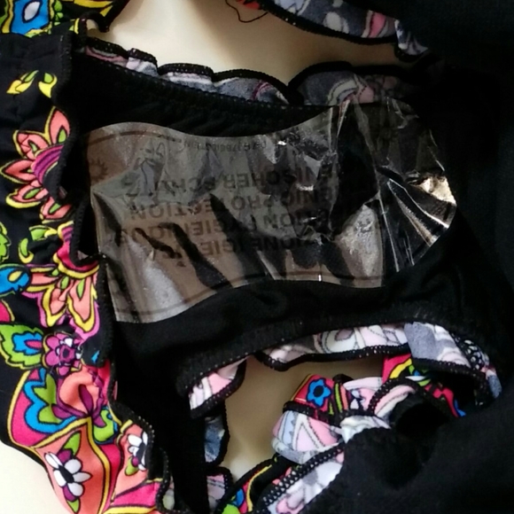 NWOT Victoria's Secret Bathing Suit Bottom - Picture 2 of 2